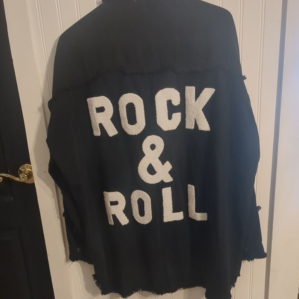 Elan Women's Black Denim Jean Jacket ~ Rock And Roll ~ Fringe Trim Boho Size L